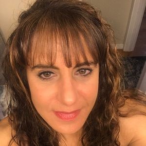 Meet your Posher, Anne